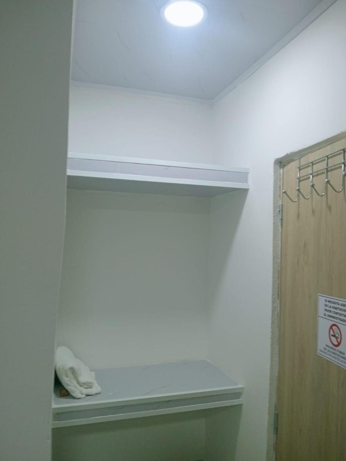 Ac Guest house *